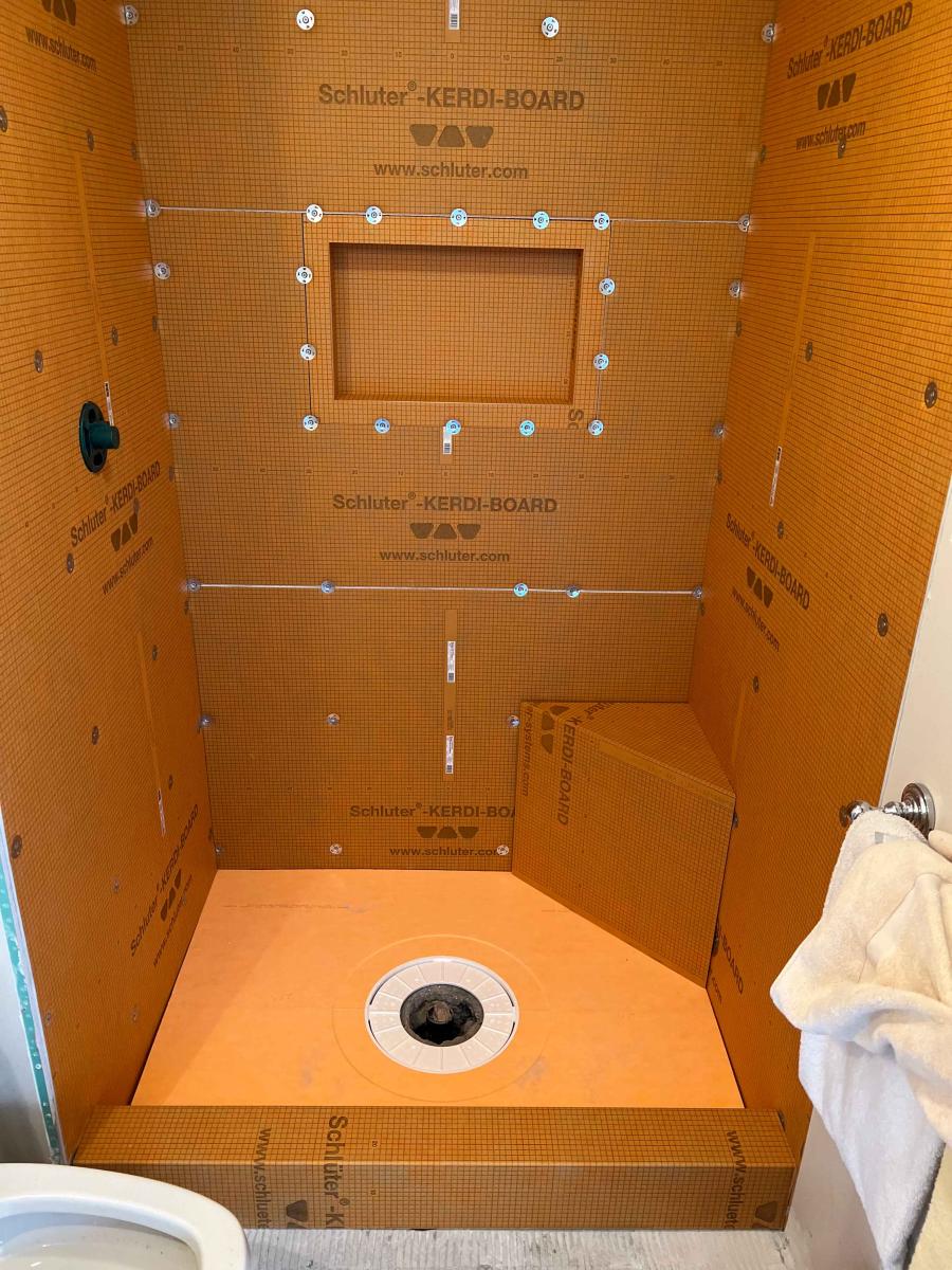 72617411353  515A8675-22E5-40AF-8562-77D59E0FB650 web